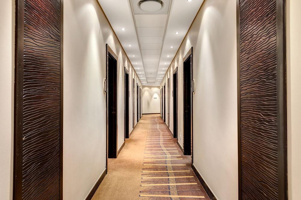 Protea Hotel By Marriott Transit O.R. Tambo Airport Kempton Park Eksteriør bilde