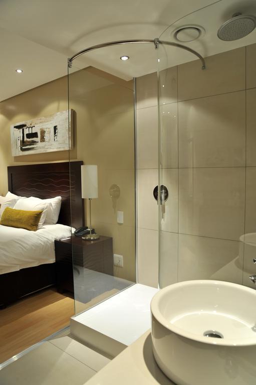 Protea Hotel By Marriott Transit O.R. Tambo Airport Kempton Park Eksteriør bilde